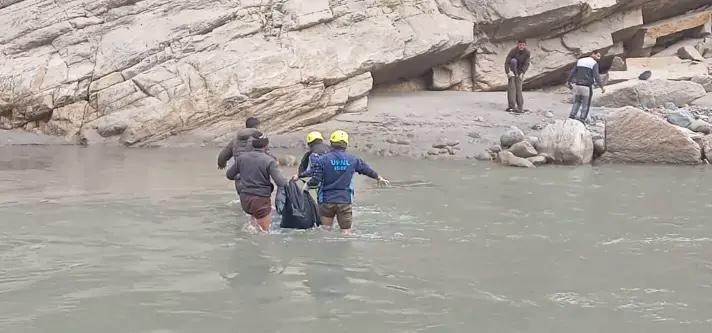 कुंड बैराज क्षेत्र से मिला लापता व्यक्ति का शव, डीएम के तत्काल निर्देश के बाद तेजी से चला सर्च अभियान,